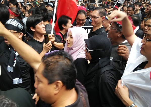 معترضان دولت مالزی خواستار آزادی انور ابراهیم و انجام اصلاحات شدند