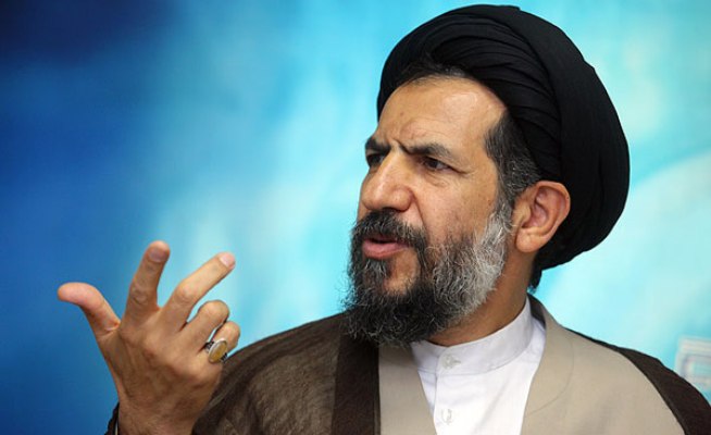 هنر ايران اسلامي فراهم كردن عرصه فرهنگ و ادب براي انسانهاي متعهد است هنر ايران اسلامي فراهم كردن عرصه فرهنگ و ادب براي انسانهاي متعهد است