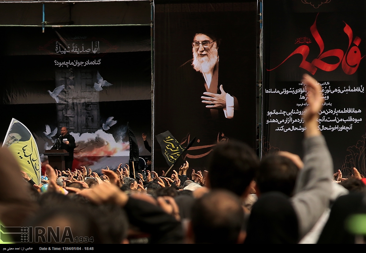 تجمع عزاداران فاطمی در میدان هفت تیر تهران (2)