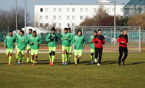 آخرین تمرین تیم ملی فوتبال قبل از مسابقه با شیلی/حاج صفی به ایران بر می گردد