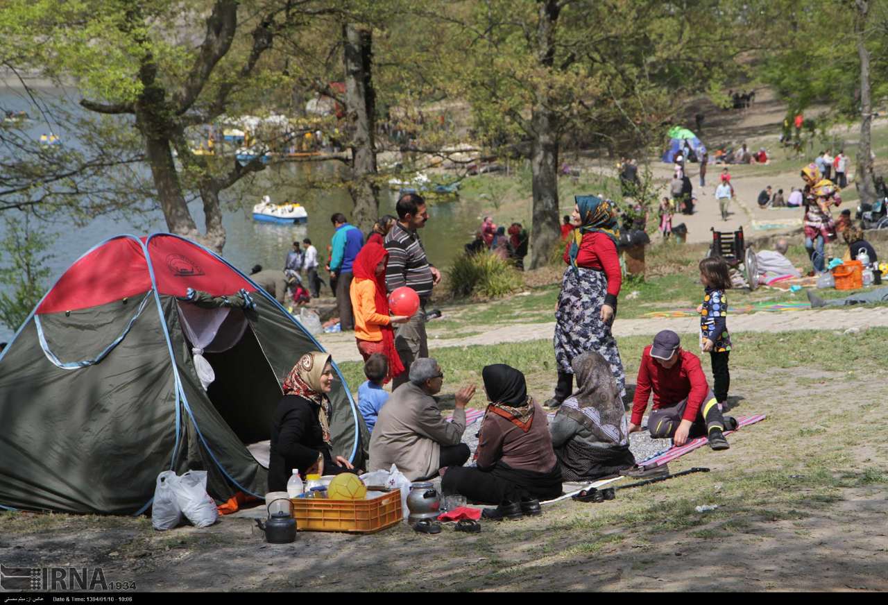حضور گردشگران نوروزی در پارک جنگلی و مجموعه تاریخی عباس آباد بهشهر