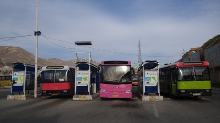 25 اتوبوس شهروندان سنندجي را در روز طبيعت جابجا مي كنند