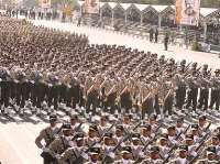 اقتدار نظامي ملت ايران در قامت استوار ارتش متبلور است