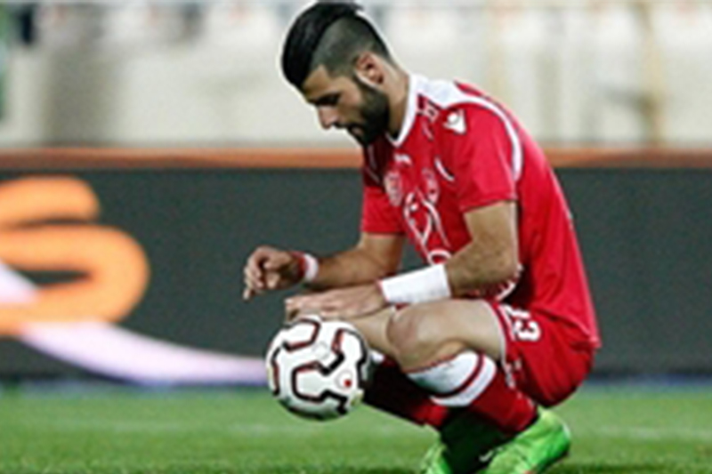 مهاجم پرسپوليس از سفر به قطر بازماند