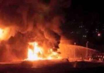 جنگنده های سعودی بامداد امروز صنعا را بمباران كردند