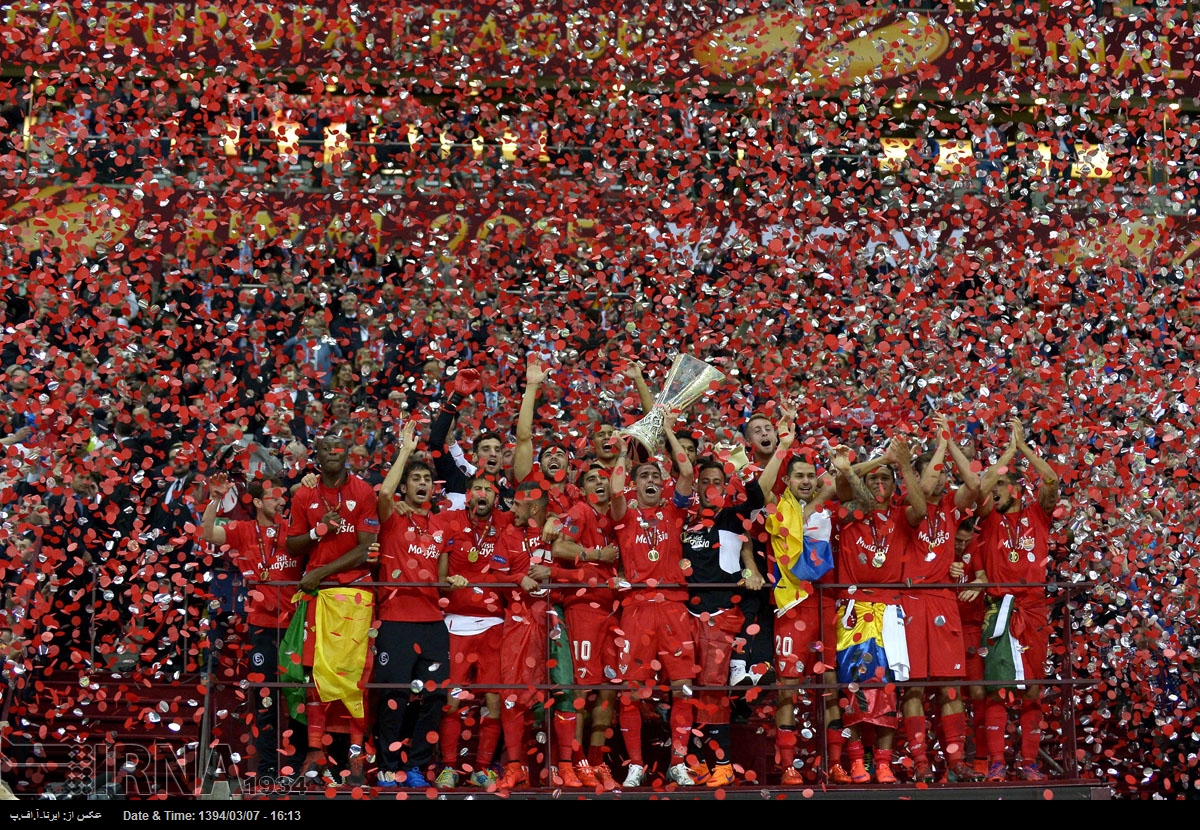 فینال لیگ فوتبال اروپا/ قهرمانی سویا اسپانیا مقابل دنیپرو اوکراین