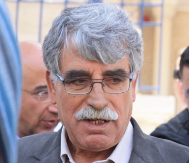 نهج الإمام الخميني (رض) أظهر التزاماً تاماً بالدفاع عن فلسطين وقضيتها نهج الإمام الخميني (رض) أظهر التزاماً تاماً بالدفاع عن فلسطين وقضيتها