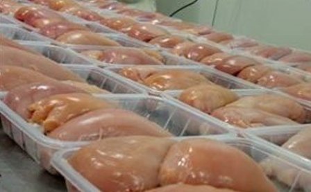 مرغ منجمد در ماه رمضان درمازندران توزيع نمي شود