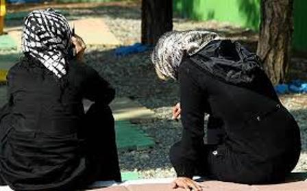 دخترانی كه قربانی اعتیاد پدر می شوند دخترانی كه قربانی اعتیاد پدر می شوند