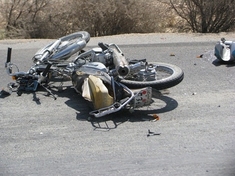 مرگ راكب موتورسيكلت در تصادف با ميني بوس