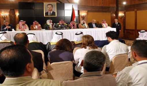 عشائر سورية ترفض دعوة الملك عبدالله الثاني للتسلح في مناطق سيطرة «داعش» عشائر سورية ترفض دعوة الملك عبدالله الثاني للتسلح في مناطق سيطرة «داعش»