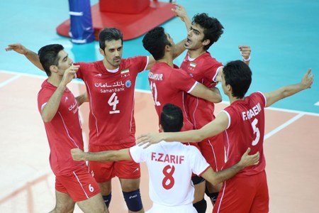 فدراسیون والیبال آمریكا: تماشاگران ایرانی پیروزی تیم شان را میسر ساختند