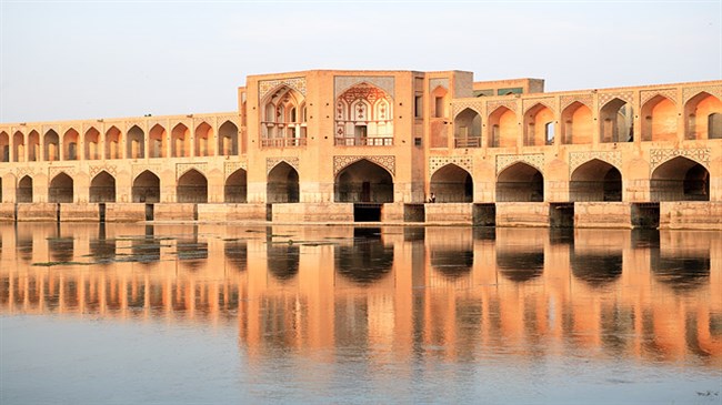 Khaju: Oldest bridge of Isfahan Khaju: Oldest bridge of Isfahan