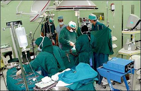 انجام عمل جراحي نادر قلب بر روي مادر باردار در اصفهان