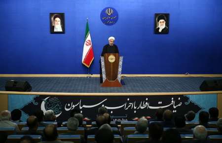 الرئیس روحانی: نمضی بالمفاوضات النوویة الي الامام فی ظل توجیهات قائد الثورة الرئیس روحانی: نمضی بالمفاوضات النوویة الي الامام فی ظل توجیهات قائد الثورة