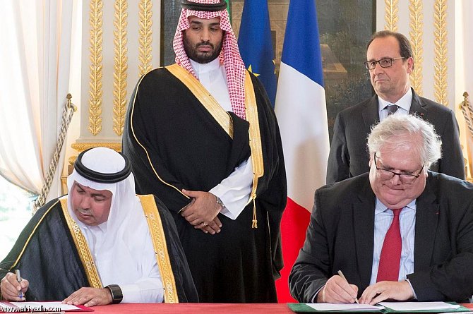 اتفاقيات سعودية-فرنسية لانشاء مفاعلات نووية و شراء طائرات مدنية و عسكرية اتفاقيات سعودية-فرنسية لانشاء مفاعلات نووية و شراء طائرات مدنية و عسكرية