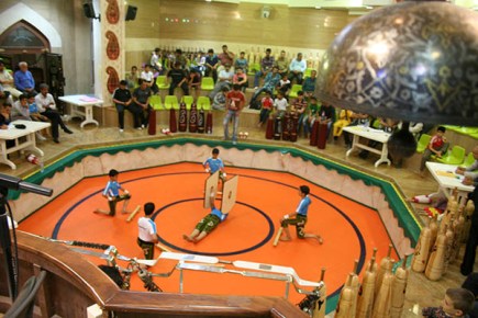 رقابت های جام رمضان ورزش های زورخانه ای در كرمان آغاز شد