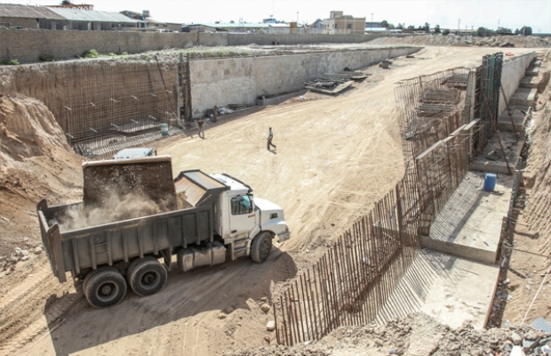 انحراف ترافيك در مسير شمال به جنوب جاده قديم قم در محل تقاطع با بلوار علامه عسگري