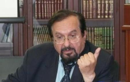 وزير لبناني سابق: الغرب يخشي تحول إيران إلي دولة إقليمية ومركزية كبري وزير لبناني سابق: الغرب يخشي تحول إيران إلي دولة إقليمية ومركزية كبري