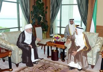 اية الله تسخيري يبلغ تعازي وتعاطف ايران الي امير الكويت اية الله تسخيري يبلغ تعازي وتعاطف ايران الي امير الكويت