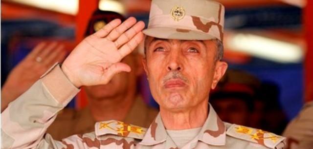 العبادي يحيل رئيس اركان الجيش العراقي الفريق أول بابكر زيباري الي التقاعد العبادي يحيل رئيس اركان الجيش العراقي الفريق أول بابكر زيباري الي التقاعد