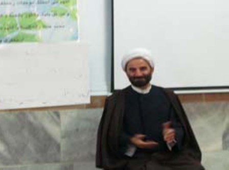 زنان مسلمان بايد خود مبلغ فرهنگ حجاب در جامعه باشند