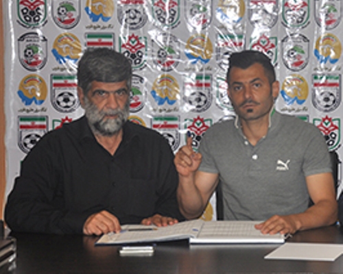 قرارداد رسمی 19 بازیكن تیم فوتبال گسترش فولاد به ثبت رسید