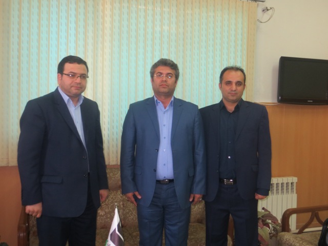 خبرنگاران در پويايي و شادابي جامعه نقش مهمي برعهده دارند خبرنگاران در پويايي و شادابي جامعه نقش مهمي برعهده دارند