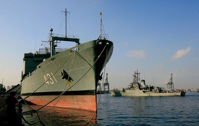 ناوگروه سی وپنجم نیروی دریایی ارتش در عمان پهلو گرفت