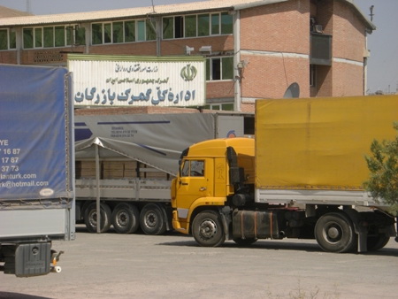 سركنسول ایران در ارزروم: مشكل توقف خودروها در مرز بازرگان حل می شود