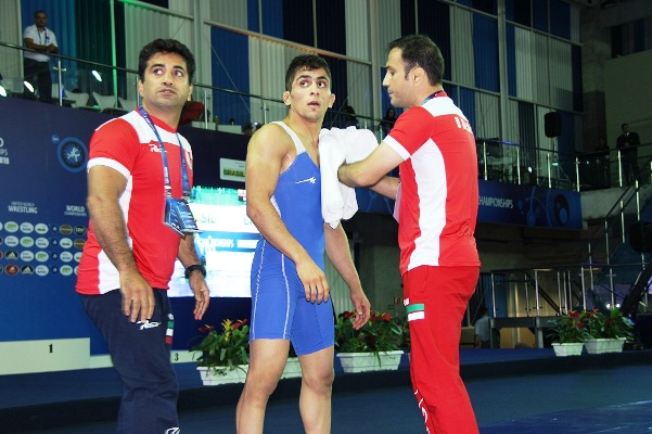 عکس ایمان حسینی کشتی گیر