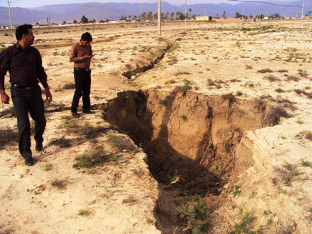 شمار چاه هاي آب كشاورزي در داراب معادل 11 استان كشور است