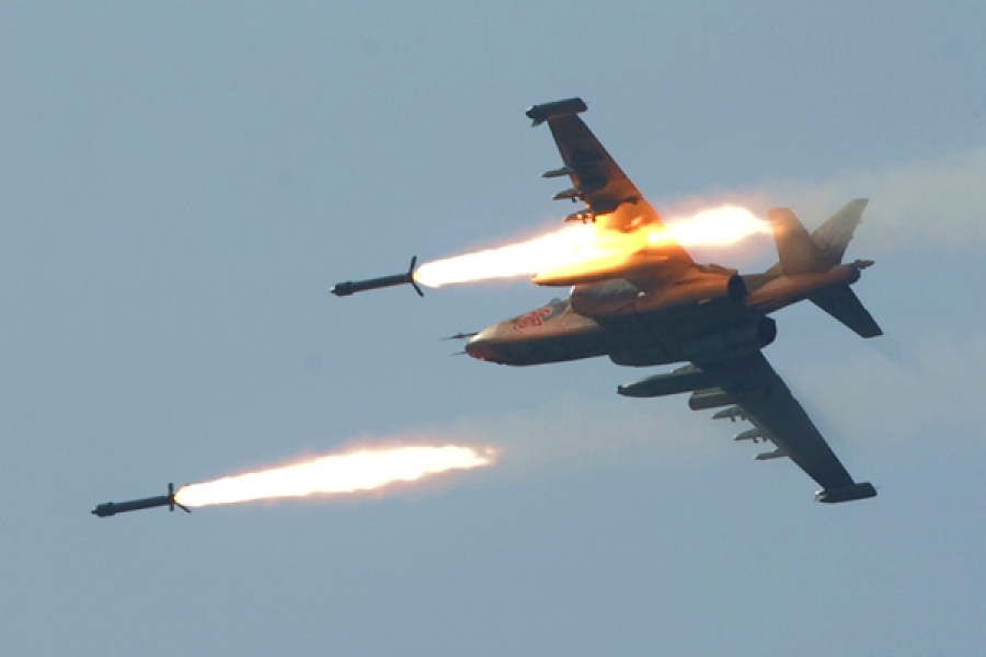 روسیه 12 مركز تروریست های داعش را در سوریه بمباران كرد