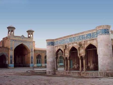 مسجد جامع عتيق شيراز ظرفيت هاي فرهنگي و ديني فراواني دارد