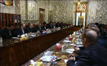 Larijani: Iran has strategic look at Muslim ummah Larijani: Iran has strategic look at Muslim ummah