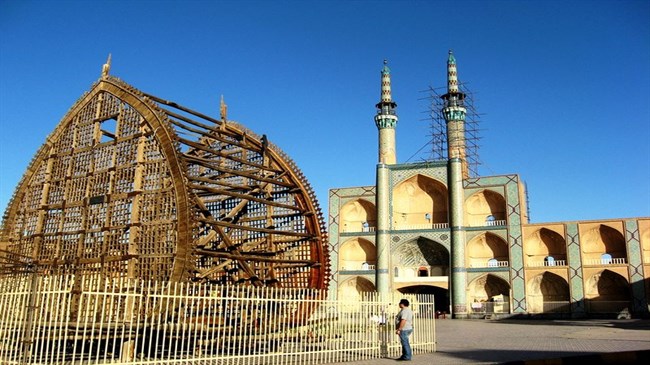 Amir Chakhmaq Complex a well-known structure in Yazd