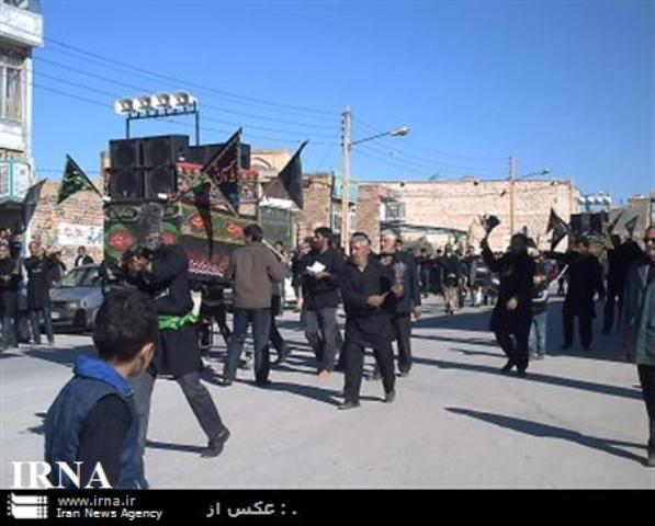 قصرشيرين در روز تاسوعاي حسيني به سوگ نشست