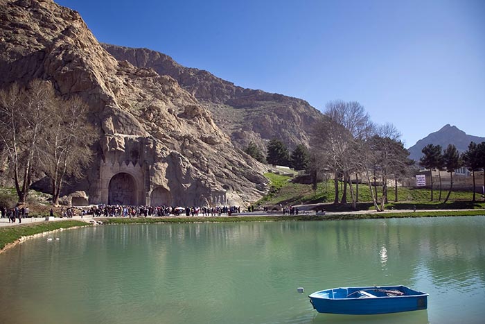 طاقبستان پر آب شد