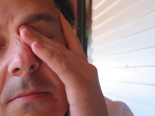علل خستگي و خواب آلودگي در طول روز