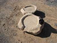 ظرف سنگي روغن گيري باستاني در يك روستاي اراك كشف شد