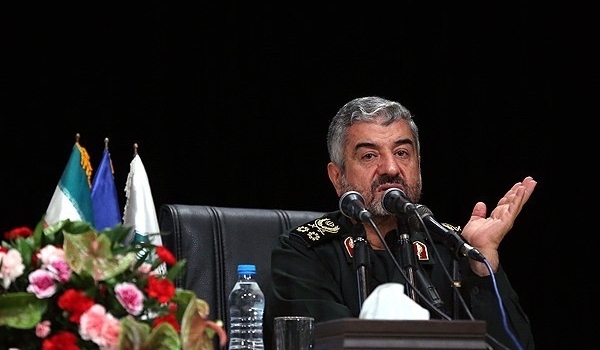 اللواء جعفري: الحوار مع اميركا لايحمل سوي الاضرار اللواء جعفري: الحوار مع اميركا لايحمل سوي الاضرار