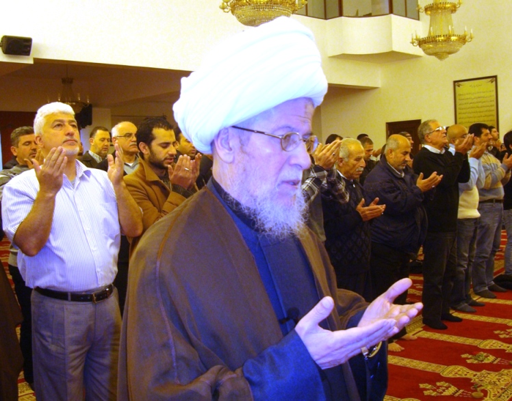 خطباء الجمعة في لبنان: الحل لن يأتي من الخارج خطباء الجمعة في لبنان: الحل لن يأتي من الخارج