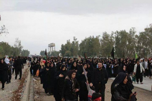 تزايد كبير باعداد الزائرين ومواكب عالمية تصل الي كربلاء المقدسة تزايد كبير باعداد الزائرين ومواكب عالمية تصل الي كربلاء المقدسة