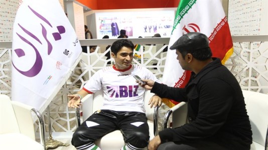 Iranian holds world’s juggling Guinness record Iranian holds world’s juggling Guinness record