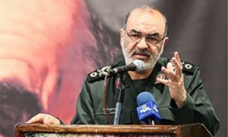 العميد سلامي: مستعدون لالحاق الهزيمة بالأعداء العميد سلامي: مستعدون لالحاق الهزيمة بالأعداء