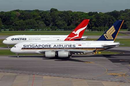 تهدید هواپیمای سنگاپور به بمبگذاری