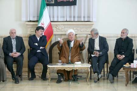 هاشمی رفسنجانی : مشاركة الزوار الملیونیة فی مراسم الاربعین مؤشر علي وحدة المسلمین هاشمی رفسنجانی : مشاركة الزوار الملیونیة فی مراسم الاربعین مؤشر علي وحدة المسلمین