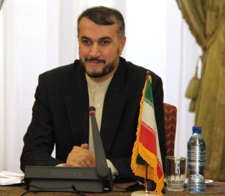 الخطر الكبیر یتمثل بتحول التنظیمات الارهابیة الي حكومات ارهابیة الخطر الكبیر یتمثل بتحول التنظیمات الارهابیة الي حكومات ارهابیة
