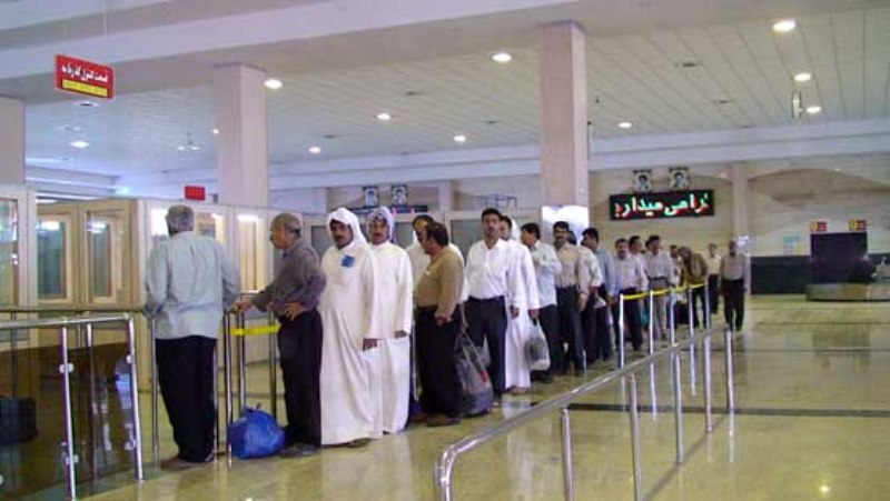 استقبال زائران حسيني از مسير دريايي بندرخرمشهر- بصره استقبال زائران حسيني از مسير دريايي بندرخرمشهر- بصره