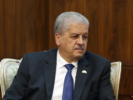 تاكید نخست وزیر الجزایر بر رعایت حقوق تولیدكنندگان و مصرف كنندگان در بازار جهانی گاز تاكید نخست وزیر الجزایر بر رعایت حقوق تولیدكنندگان و مصرف كنندگان در بازار جهانی گاز